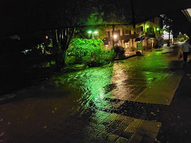 Bild 21: Starkregen setzt Überlingen unter Wasser