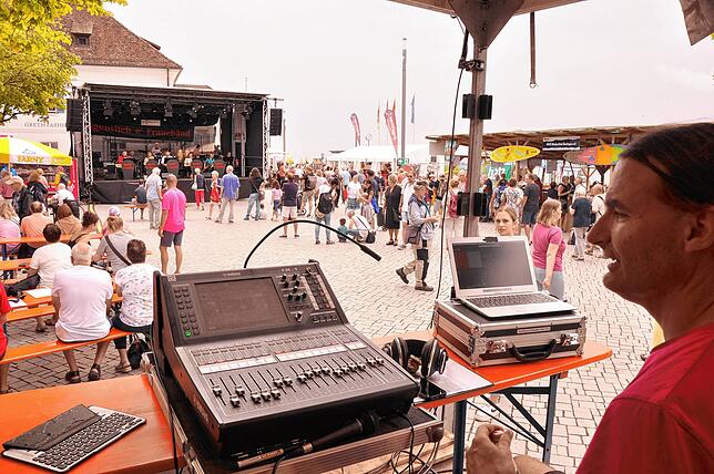 Heiko Grebing von GS Electric sorgt seit 20 Jahren für guten Sound auf dem Promenadenfest.