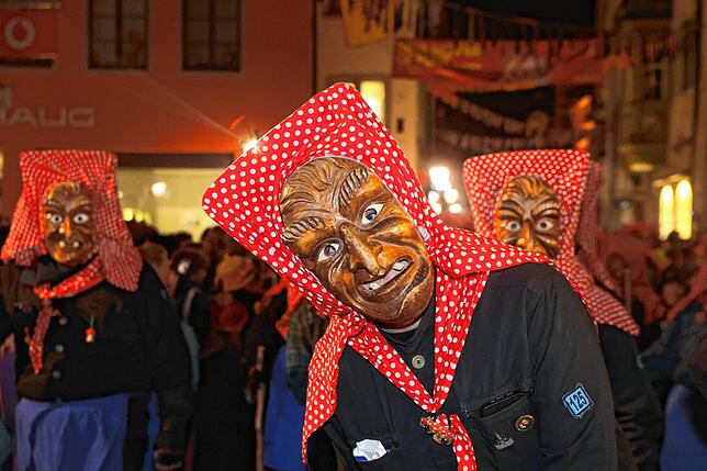 Bild 17: Butzenlauf 2025: Das sind die spektakulärsten Bilder der Konstanzer Fasnacht – Jetzt ansehen