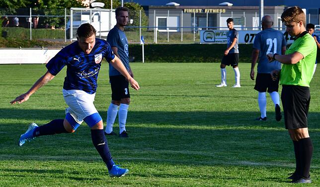 Bild 18: VfB Waldshut feiert schmeichelhaften 3:2-Sieg gegen Bosporus FC Friedlingen &ndash; und wir haben die Bilder!