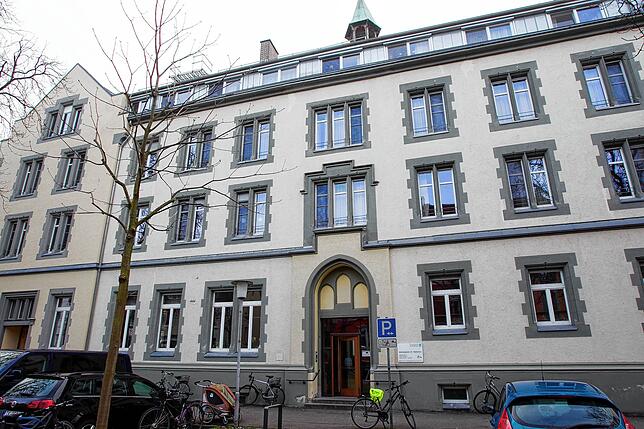 Besuche in Seniorenheimen wie hier im Marienhaus sind im Moment zu meiden, dazu rät die Stadtverwaltung. Im Marienhaus gibt es aber ...