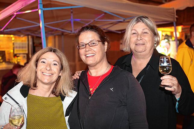 Bild 18: Konstanzer Weinfest 2025: Am letzten Abend gehen die Lichter aus