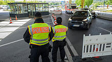 (Archivbild von 2020) Seit einem Jahr finden an der deutsch-schweizerischen Grenze verstärkt Kontrollen der Bundespolizei statt. Im ...