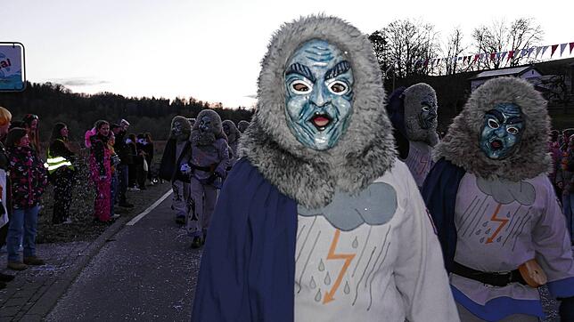 Bild 23: Zunftmeisterempfang und Dämmerungsumzug der Narrenzunft Untersigginger Füchse (2/2)