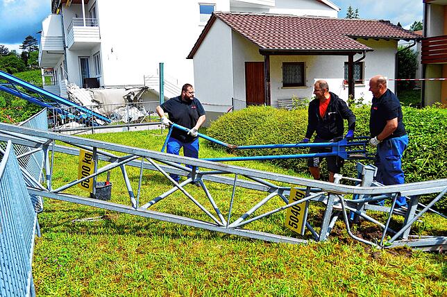Bild 4: Nach Baukran-Unglück wegen Unwetter: Hier gibt es Bilder und Videos vom Bergungseinsatz