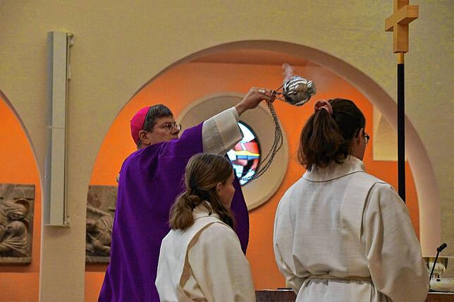 Bild 21: Die schönsten Bilder der Feier der Altarweihe in der Kirche St. Oswald in Stockach (Teil 2)