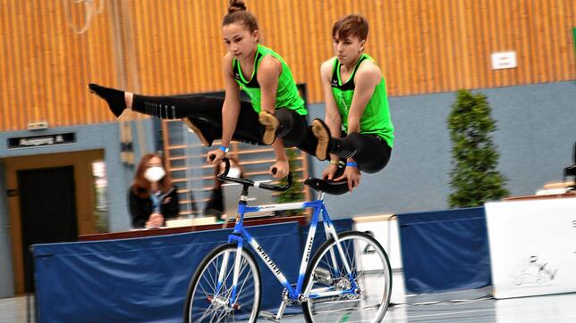 Auf Platz drei landeten die Geschwister Eva und Lena Streit beim Finale der Junior-Masters-Serie.