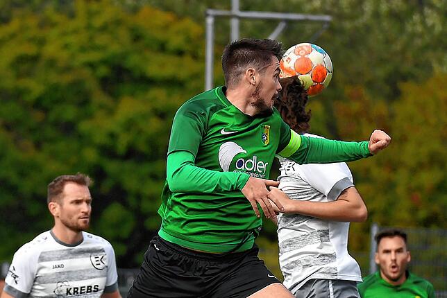 Bild 39: SV Herten besiegt den TuS Efringen-Kirchen mit 4:0 &ndash; und wir haben Bilder!