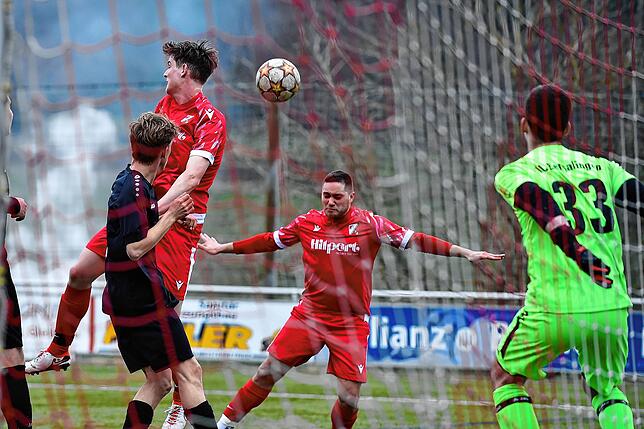 Bild 14: Die SG Weilheim-Gurtweil spielt 2:2 gegen den FC Bergalingen &ndash; und wir haben Bilder!