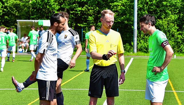 Bild 4: SG Mettingen/Krenkingen siegt 5:0 bei der U23 des SV 08 Laufenburg – und wir haben Bilder!