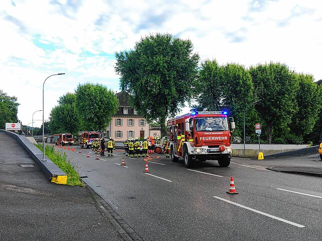 Feuerwehrübung in der Wehratalstraße in Wehr-Öflingen.