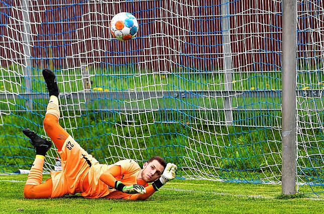 Bild 9: SG Mettingen/Krenkingen setzt sich mit 2:1 gegen den TuS Binzen durch &ndash; und wir haben Bilder!