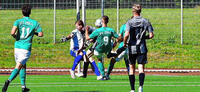 Bild 25: FC Zell besiegt den FC Hochrhein mit 3:0 – und wir haben Bilder!