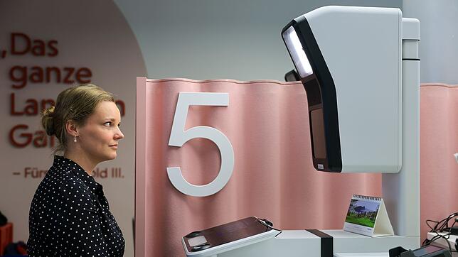 So sehen die neuen Foto-Terminals der Bundesdruckerei aus. (Archivbild)