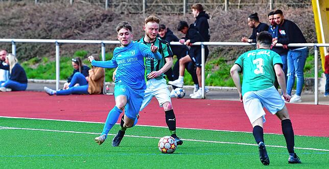 Bild 6: FC Zell fegt den SV Buch mit 7:1 vom Platz &ndash; und wir haben Bilder!