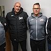 Zuversicht beim SV Jestetten: Sportchef Daniel Ramirez (rechts) begrüßt mit Athletiktrainer Jonathan Madera und Co-Trainer Michael Jauch ...