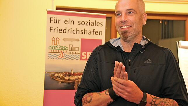 2016 trat Florian Nägele bei einer SPD-Veranstaltung erstmals öffentlich als Streetworker ins Licht der Öffentlichkeit und berichtete ...