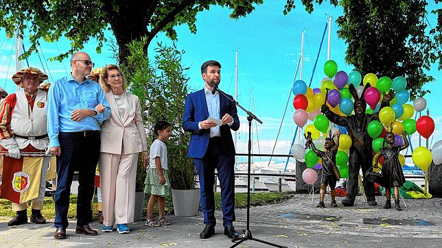 Bild 19: Figurengruppe zum Seehasenjubiläum enthüllt – Die besten Bilder!