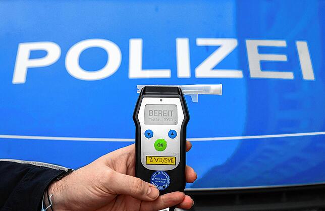 3,1 Promille hat der Atemtest bei dem 44-Jährigen angezeigt, hier ein Symbolbild.