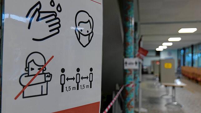 Infektionsschutz geht vor: Auch bei der OB-Wahl am Sonntag lief manches anders als sonst. Die angekündigte Welle von Widersprüchen ist ...
