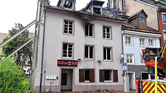 Zerstörte Fassaden in der Gerberstraße: Kann da noch was einstürzen? Nun hat ein Fachmann sich die Lage genau angeschaut.