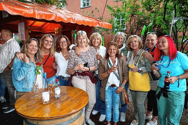 Bild 1: Mit Musik und Gaumenfreuden lockt das Konstanzer Weinfest 2025 seine Gäste