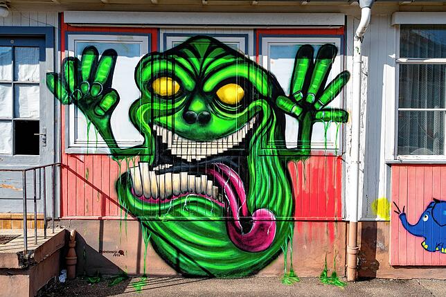 Graffiti-Kunst auf dem ehemaligen Saba Areal. Rund 20 Künstler waren es am Ende; die zusammen mit Jonas Fehlinger und Steffen Schulz an ...