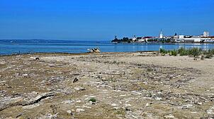 Der Mündungsbereich der Rotach in Friedrichshafen bei einem Bodenseepegelstand von 3,43 Meter am 2. Juli 2025. Das Jahr ist bisher von ...