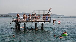 Hitze treibt Menschen in die Strandbäder – wie hier ins Überlinger Westbad.