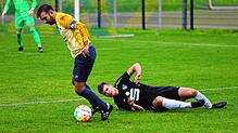 Die SG Dettingen-Dingelsdorf (Yannick Stadelhofer, links) und der VfR Stockach trennten sich mit einem gerechten 3:3.