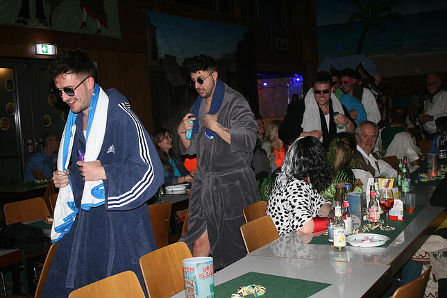 Bild 2: Helferfest in Weizen: Die besten Bilder vom bunten Abend des Jahres!