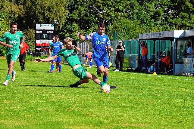 Bild 18: SV Waldhaus gewinnt 3:1 beim FC Hauingen – wir haben Fotos!
