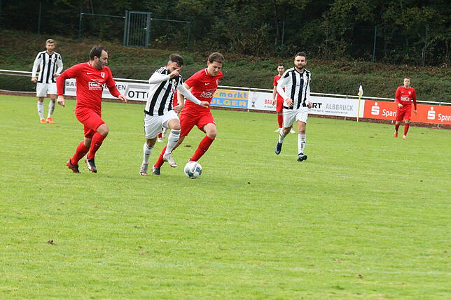 Bild 5: SV 08 Laufenburg gewinnt gegen den SV RW Ballrechten-Dottingen mit 4:1 &ndash; und wir haben Bilder!