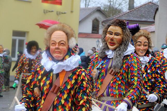 Aus der Nähe und der Ferne kamen die Zünfte.