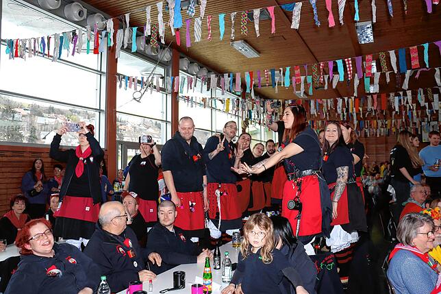 Bild 7: Dreikönigsfrühschoppen der Froschenzunft in der Güttinger Buchenseehalle