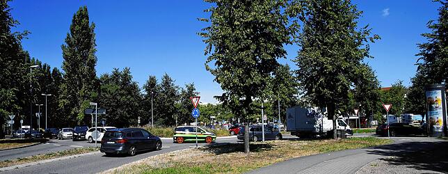 Die Verkehrskadetten waren am 1. August nicht am Döbele-Kreisel zur Verkehrslenkung eingesetzt. Die Aufgabe kam einer digitalen Anzeige ...