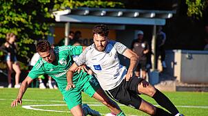 Bild : SV Buch gewinnt Derby gegen SV Waldhaus mit 4:1 – und wir haben Fotos!