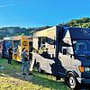 Insgesamt acht Food-Trucks der besonderen Art mit Leckereien wie Kässpätzle, Burgern, Schawarma, Falafel oder Crêpes sorgten für ...