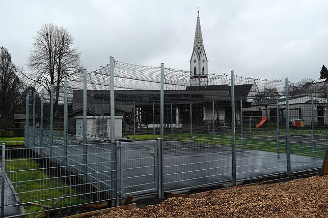 Die Schüler der neuen Teuringer-Tal-Schule können sich auf einen neuen Bolzplatz auf dem Schulgelände freuen.