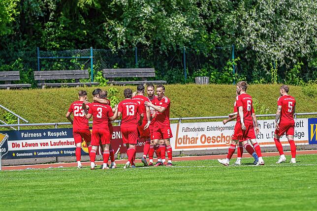 Bild 25: SV 08 Laufenburg besiegt den VfR Bad Bellingen mit 2:1 und wird  Vizemeister – wir haben Fotos!