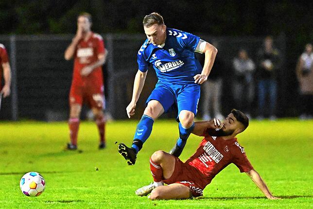 Bild 26: VfR Bad Bellingen setzt sich mit 2:0 im Derby bei den SF Schliengen durch &ndash; und wir haben Bilder!