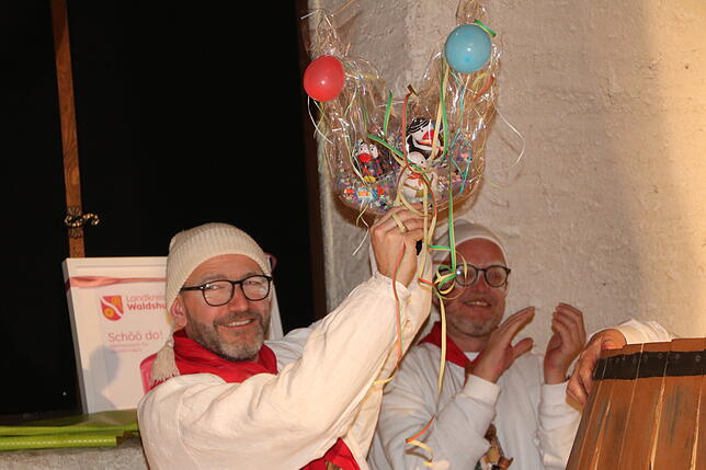 Bild 35: Die schönsten Bilder vom Heringsessen in Waldshut-Tiengen: Tradition und Genuss im Fokus