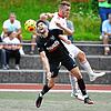 Diese Niederlage tut weh: Patrick Vögele (vorn, gegen Yannik Lais) unterlag mit dem SV Buch mit 2:3 beim FC Schönau &ndash; und das ...