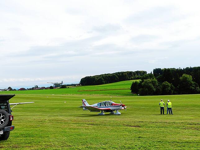 Bild 25: Großes Jubiläums-Flugplatzfest in Rickenbach-Hütten - hier sind die Bilder