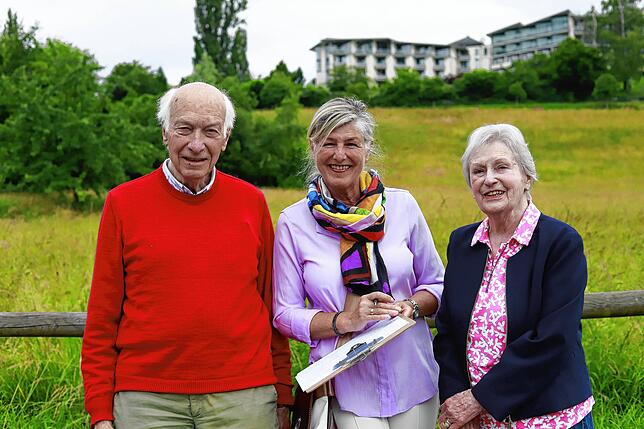 Bernhard Bueb (Schirmherr), Andrea Knorr (Sprecherin) und Magdalena Bühler (Anwohnerin), von links.