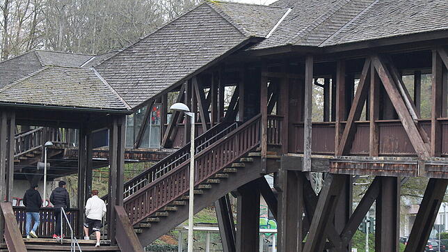 Der Siedlersteg verbindet die Siedlung mit der Innenstadt. Das Bauwerk ist allerdings marode und muss dringend gerichtet werden.