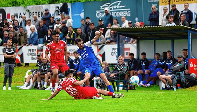 Bild 3: Salem feiert die Meisterschaft! Unsere große Bildergalerie vom dramatischen Landesliga-Finale!