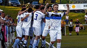 Jubel im Schwarzwald: Der FV Tennenbronn feiert einen seiner vier Treffer gegen den FC Öhningen-Gaienhofen.