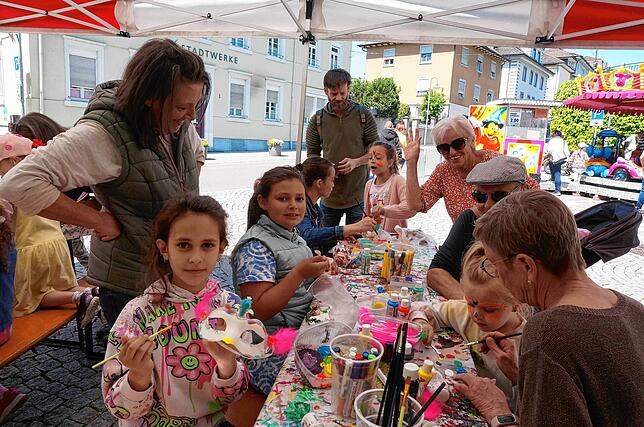 Bild 18: Kindertag in Tiengen beschert Kinderlächeln – exklusive Bilder!