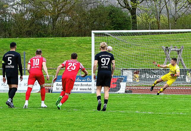 Bild 19: Die besten Bilder vom Spitzenspiel zwischen FC RW Salem und BC Konstanz-Egg
